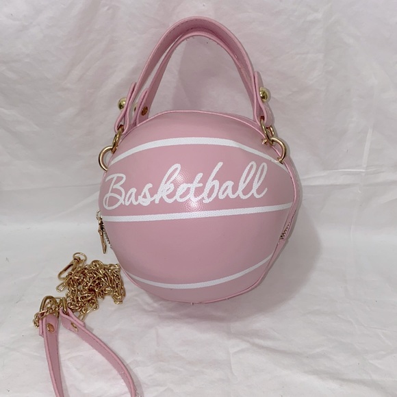 Handbags - BRAND NEW women’s/girls pink basketball purse